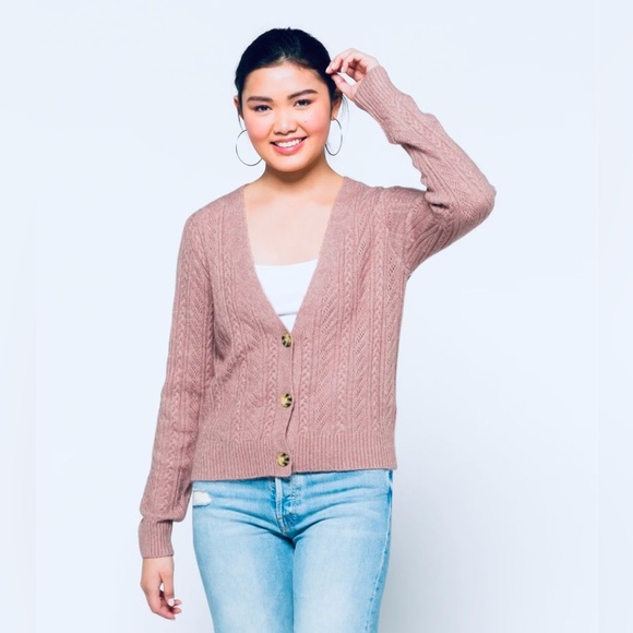LOVE ELLIE McKenzie Cable Knit Cardigan in Blush Pink Size Large Gorgeous NWOT - Picture 1 of 11